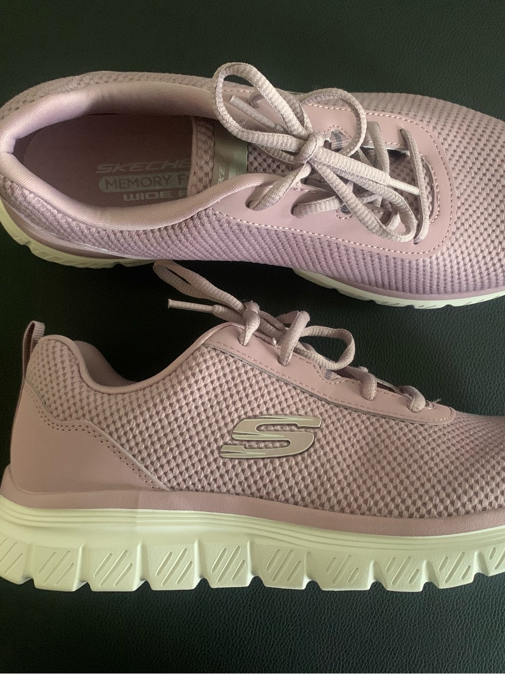 Skechers Women's Lavender Lightweight Memory Foam Sneakers